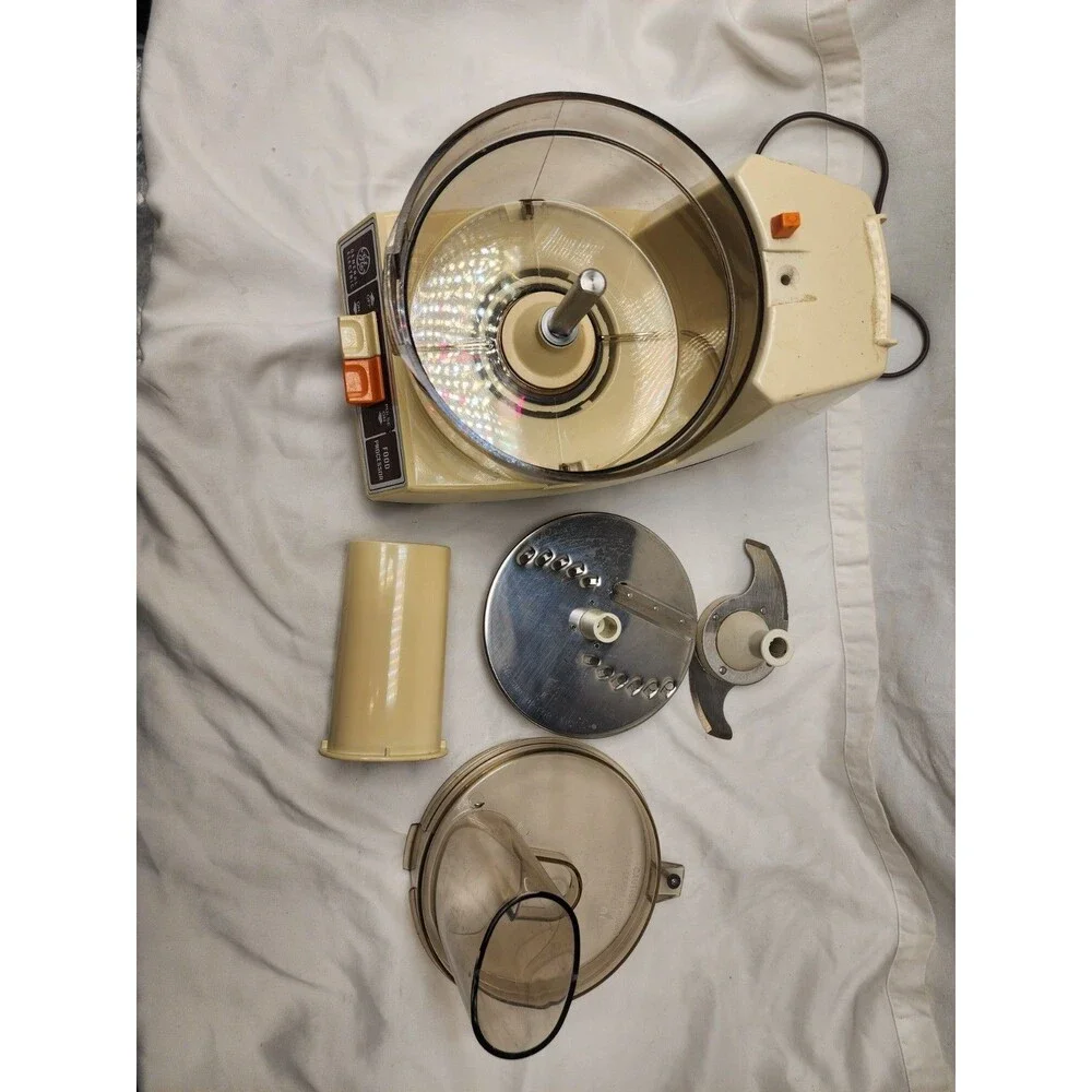 Vintage GE Food Processer General Electric D2FP4200 Woodgrain 1970s Tested